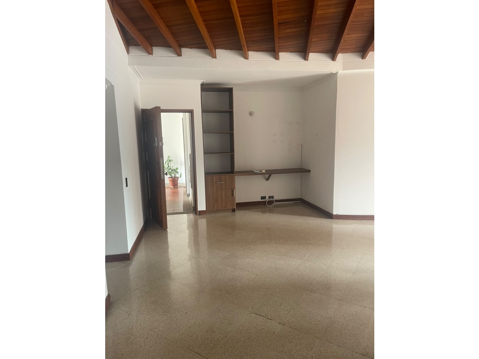 ARRIENDO APARTAMENTO EN BARRIO LAURELES MEDELLIN — foto 3