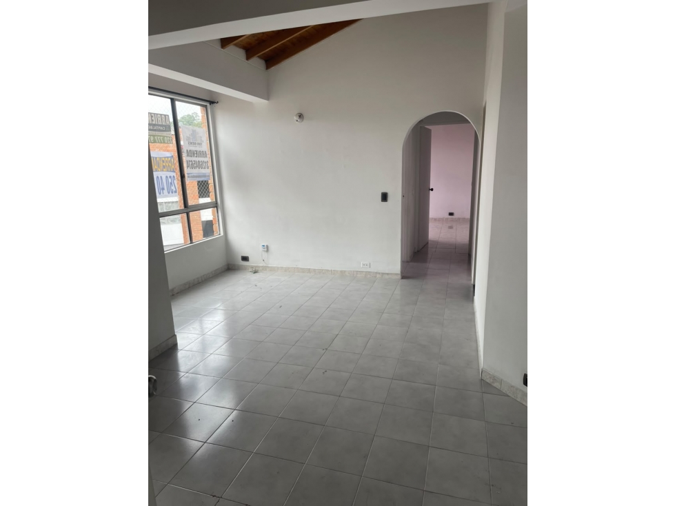 ARRIENDO APARTAMENTO EN BARRIO SAN DIEGO MEDELLIN — foto 3