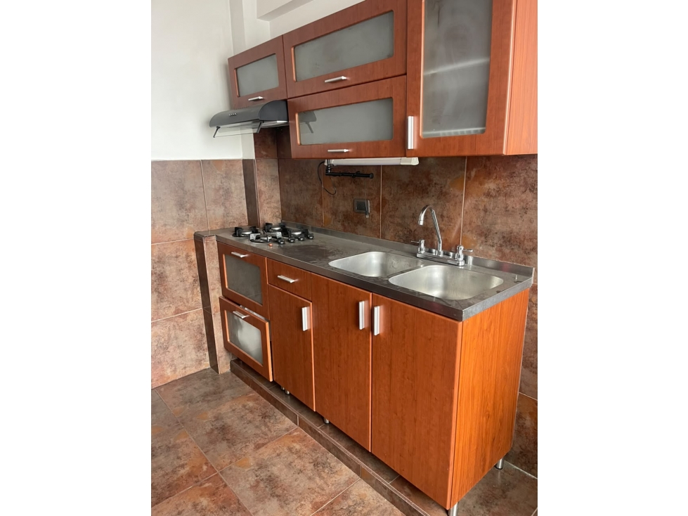 ARRIENDO APARTAMENTO EN BARRIO SAN DIEGO MEDELLIN — foto 4