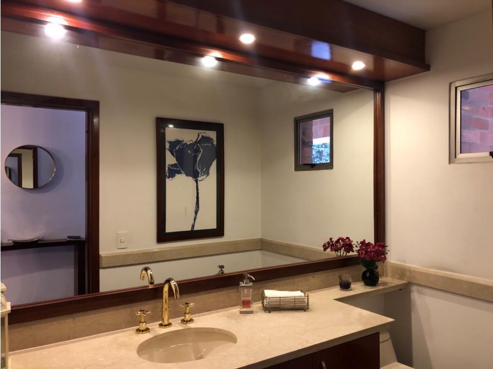 Vende Casa Colina de los Vientos en Bogotá — foto 2