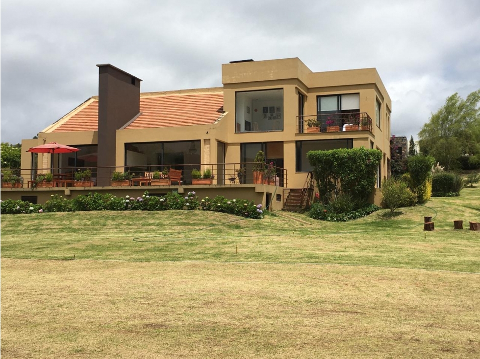LA CALERA CASA CONJUNTO CERRADO