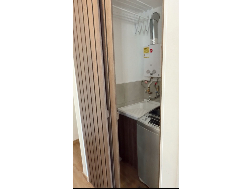 Apartamento en Arriendo en Colina Campestre — foto 2