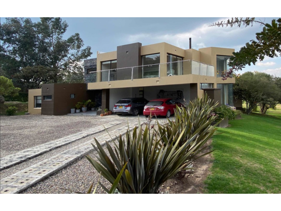 LA CALERA CASA CONJUNTO CERRADO