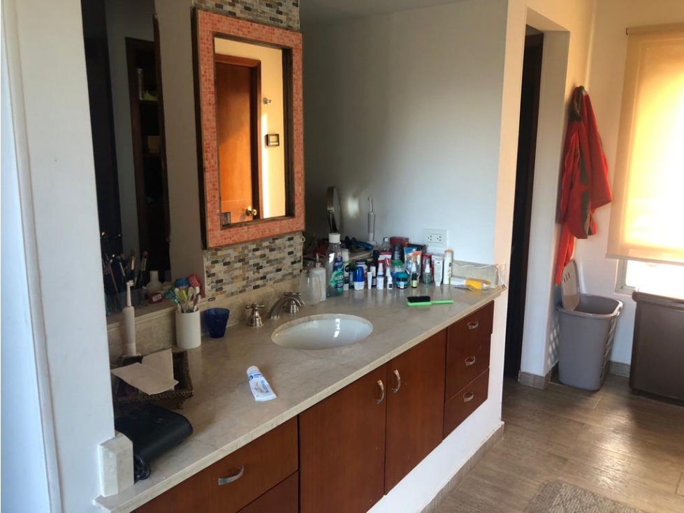 Vende Casa Colina de los Vientos en Bogotá — foto 4