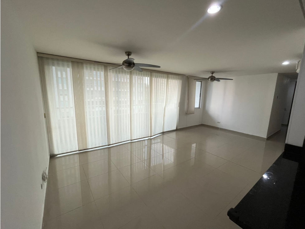 Arrendamos Apartamento en Urbanización Brizzo - Barranquilla