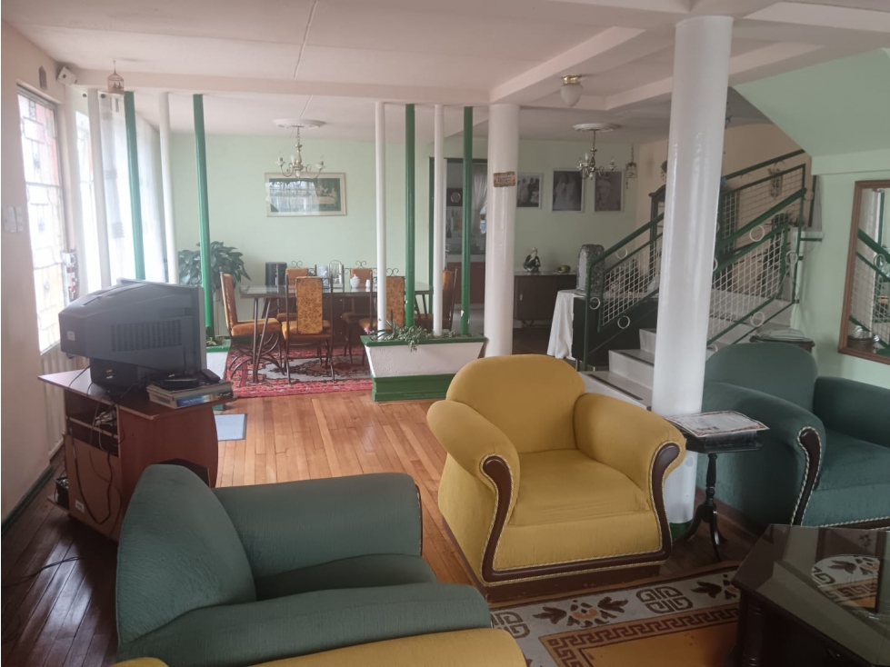CASA ESQUINERA JJ VARGAS — foto 5