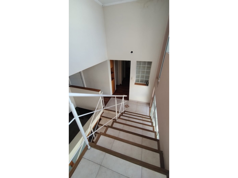 Excepcional propiedad cuatro habitaciones en zona centro de Paraná - 3