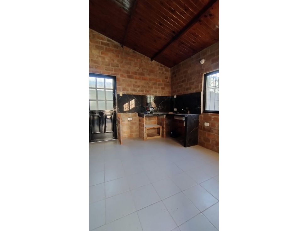 Casa un dormitorio. Cochera. - 3