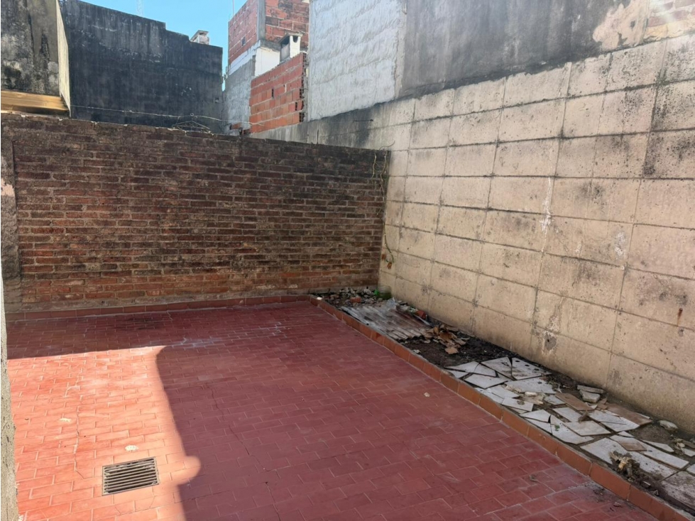 DEPTO 2 DORMITORIOS PATIO GAS NATURAL - 4