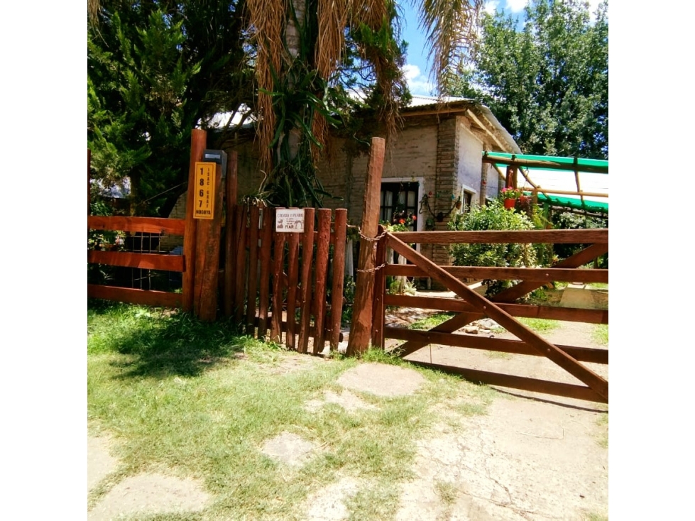 Venta casa estilo quinta a metros de RN 12 - 5