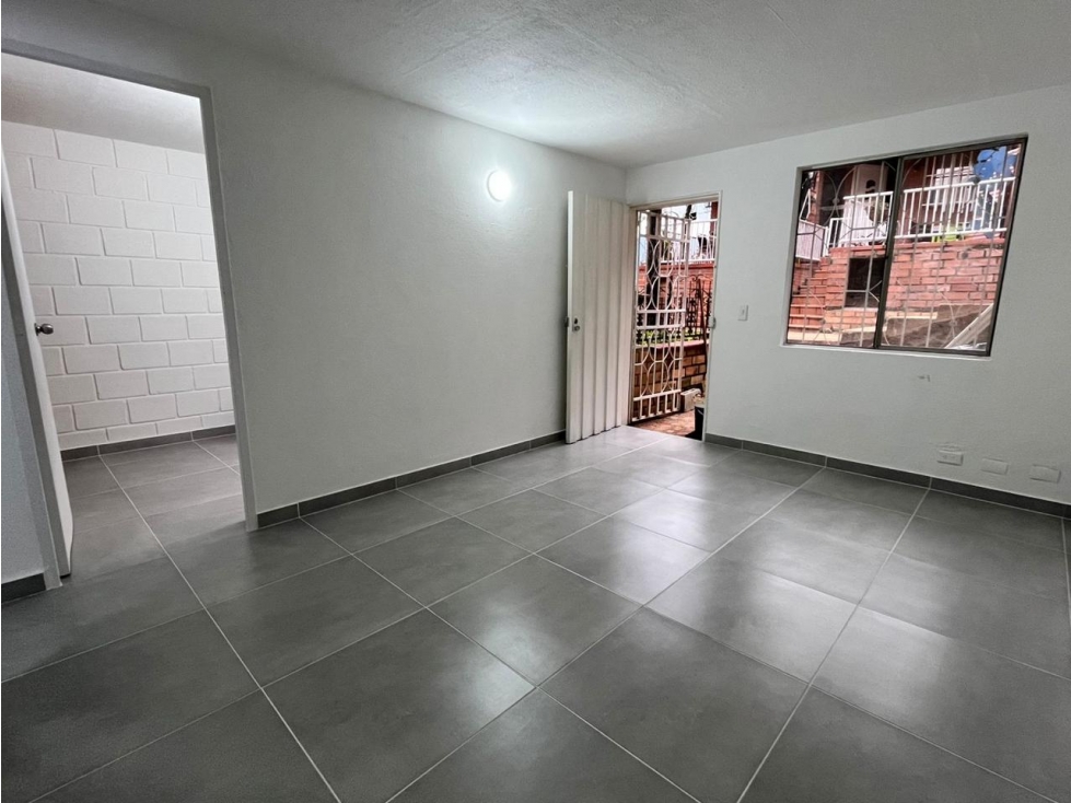 Casa En Venta Robledo cerca a ESUMER
