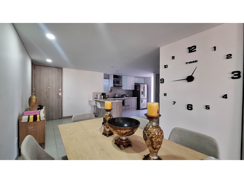 Encantador Apartamento en Arriendo en Envigado parte plana