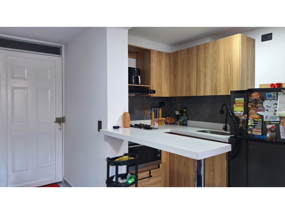 Apartamento Remodelado para Venta Robledo Sector Las Lunas — foto 2