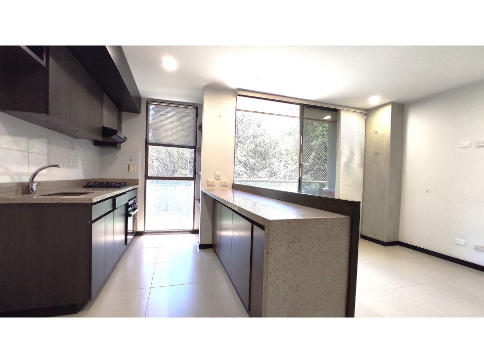 APARTAMENTO PARA ARRIENTO EN EL POBLADO MEDELLIN