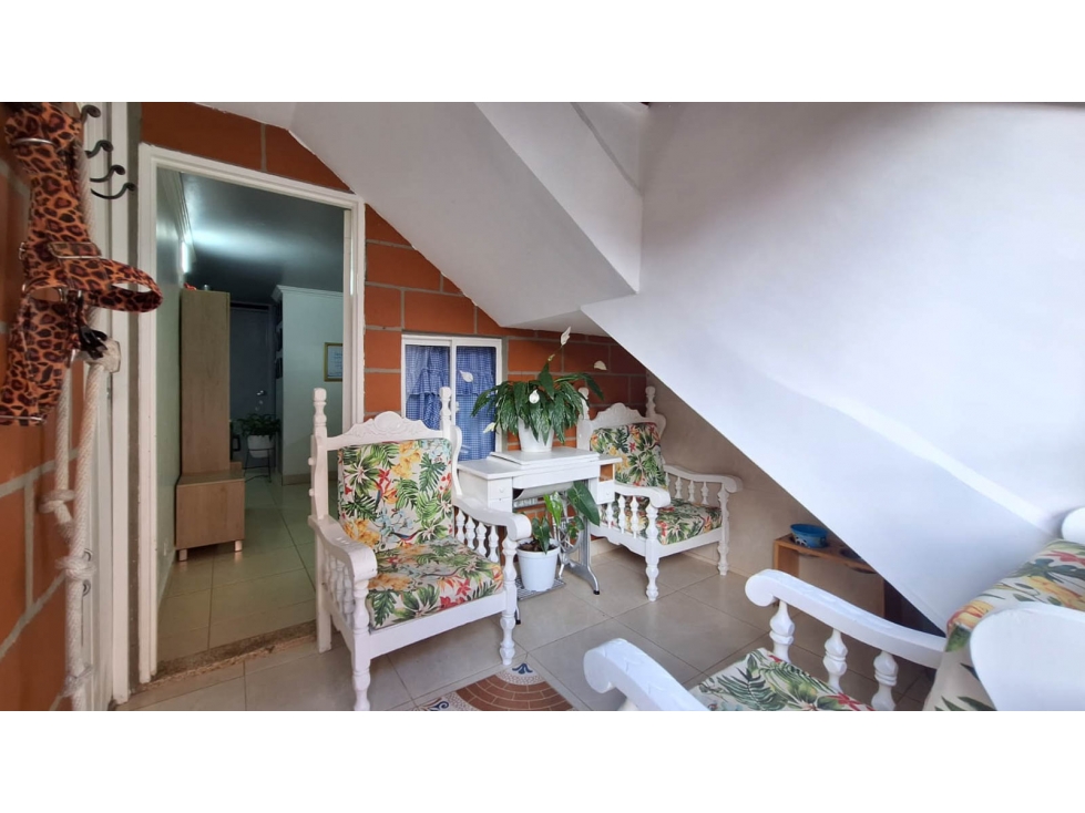 Excelente oportunidad, Casa con 3 Locales Comerciales en Robledo — foto 6