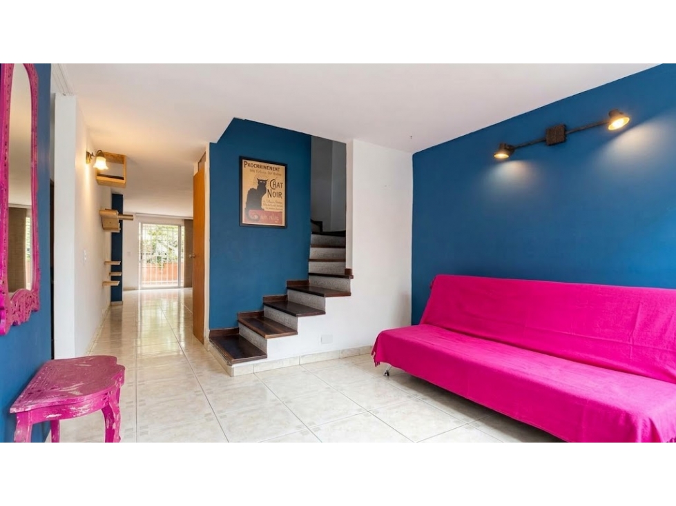CASA PARA LA VENTA EN ITAGUI SECTOR PORTAL DE DITAIRES