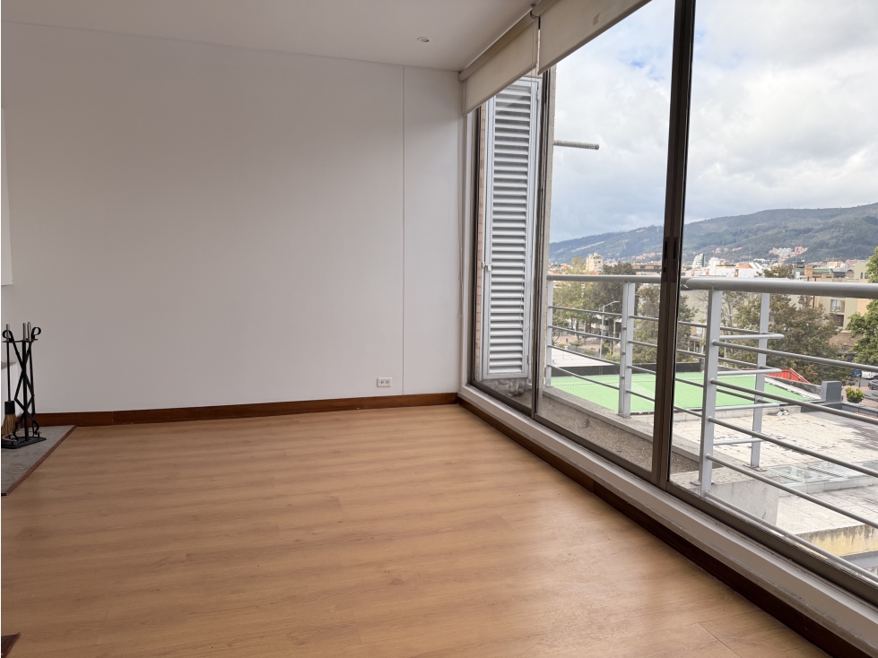 Apartaestudio en Arriendo en Chico Navarra — foto 4