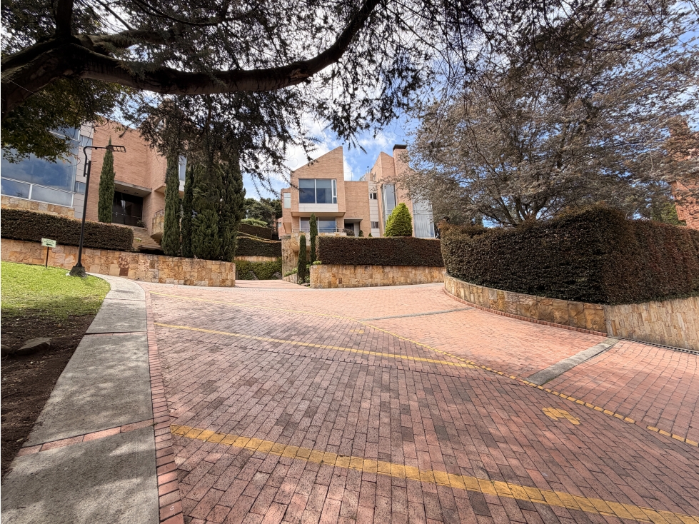 Se Vende casa en Colinas de Suba