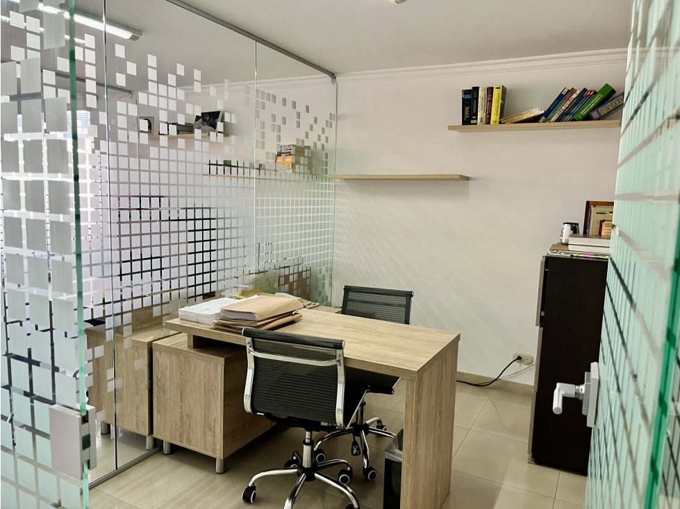 Oficina en Arriendo en Chico — foto 2