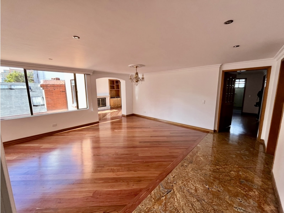 Arriendo apartamento en Chico Navarra