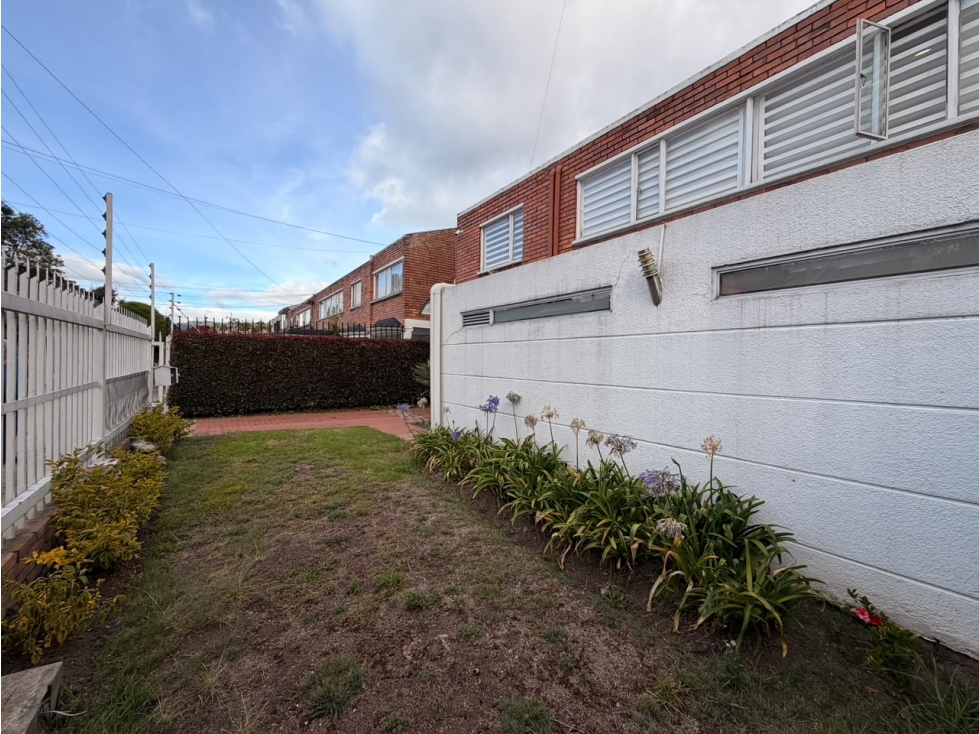 Casa en residencial o comercial, en Venta Barrio Niza Suba — foto 2
