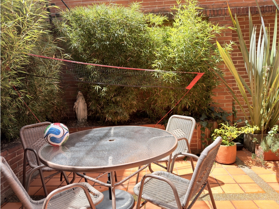 Amplio apartamento en venta con terraza en Chico Navarra