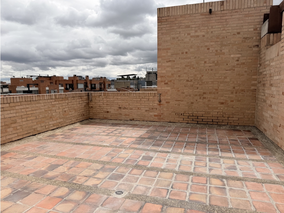 Apartaestudio en Arriendo en Chico Navarra — foto 2