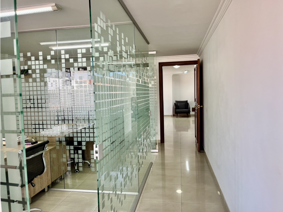 Oficina en Arriendo en Chico — foto 4