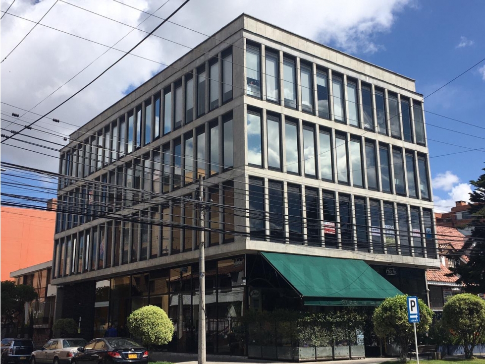 Oficina en Venta Usaquen Barrio SAnta Barbara.