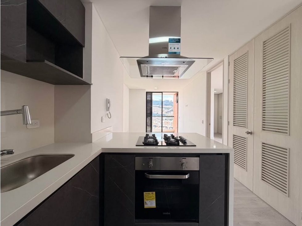 VENDO APARTAMENTO 56 M PARA ENTRENAR EN CIUDAD LA SALLE PISO ALTO — foto 4