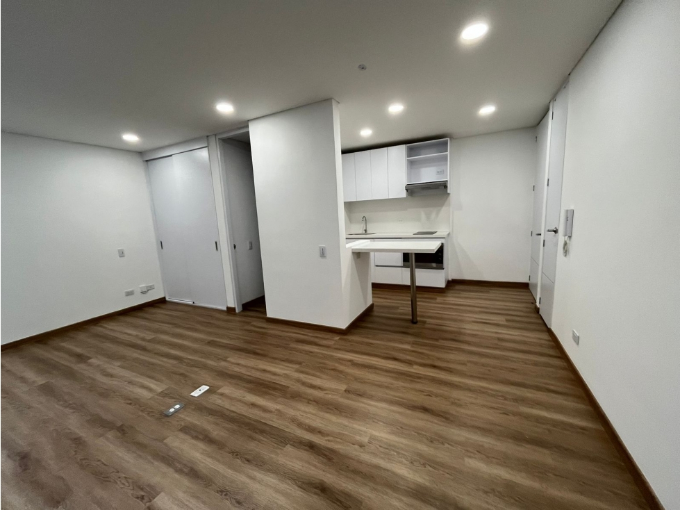 ARRIENDO APARTAESTUDIO EN CENTRO INTERNACIONAL — foto 3