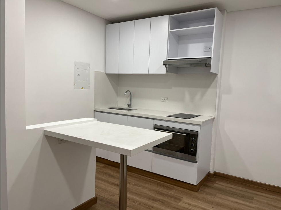 ARRIENDO APARTAESTUDIO EN CENTRO INTERNACIONAL — foto 2