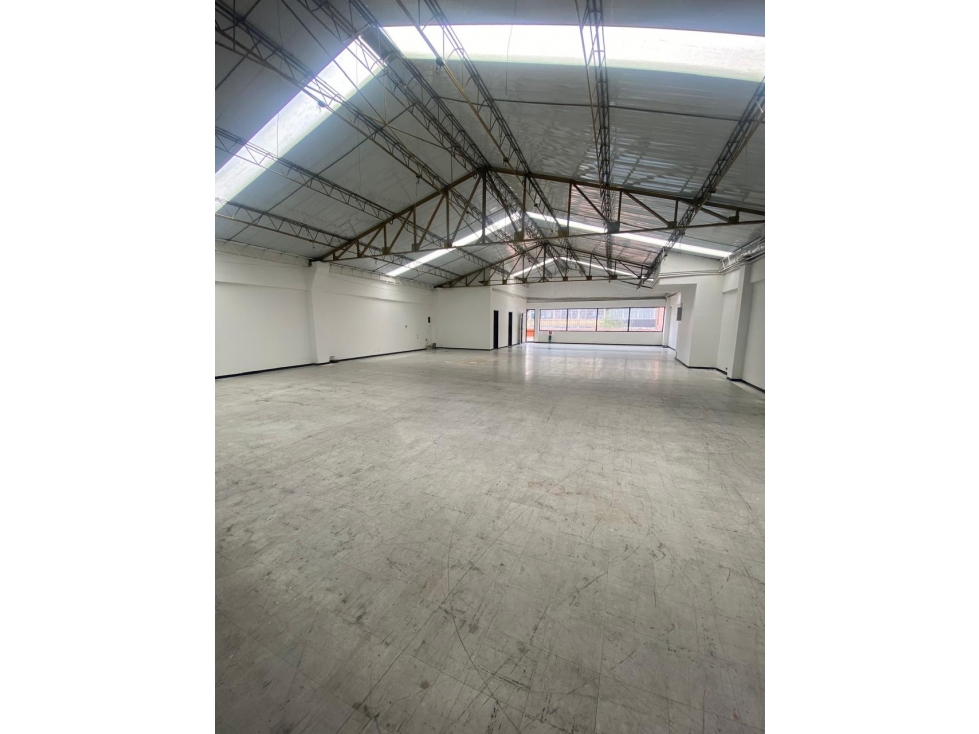 Arriendo Oficina quinto piso centro de Bogota de 329 Mts2 — foto 2