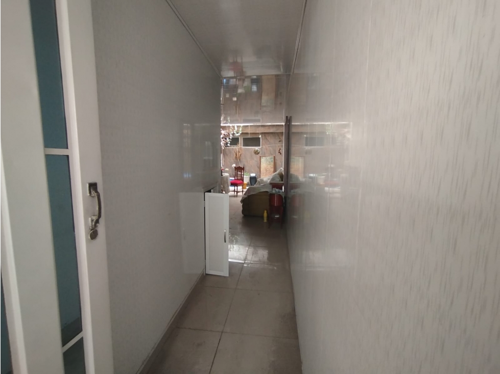 CASA RENTABLE EN CALI 4 UNIDADES + PARQUEADERO DOBLE INVERSIÓN — foto 5