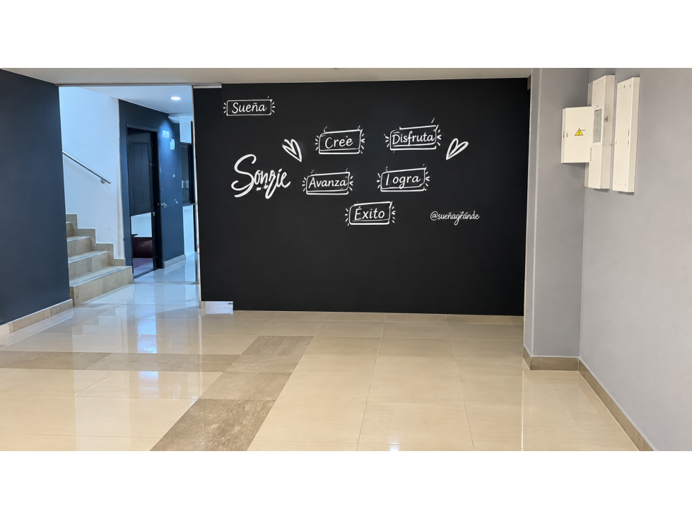 Arriendo Bodega de 580 M2 / 2 plantas en el sur