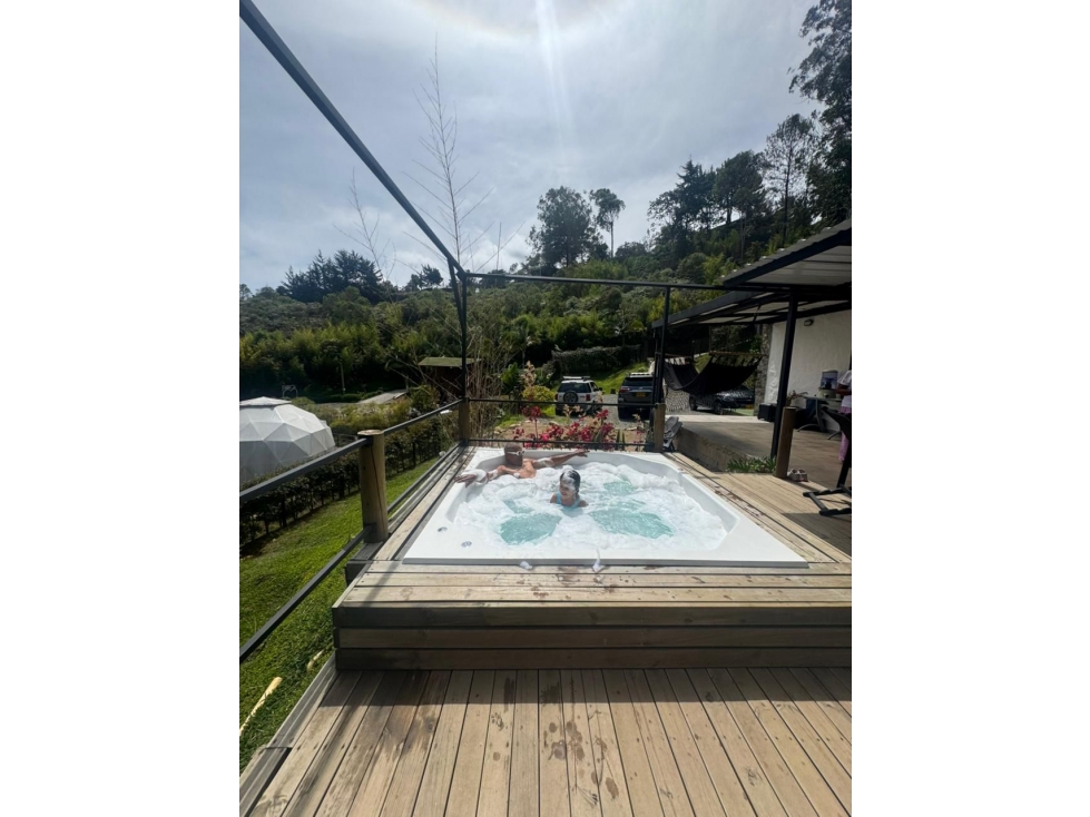 Venta Propiedad Comercial El Peñol Guatapé - 1