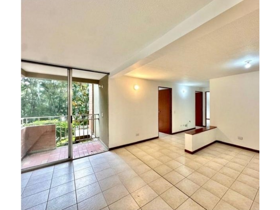 Venta Apartamento Aguacatala Poblado Medellin - 1