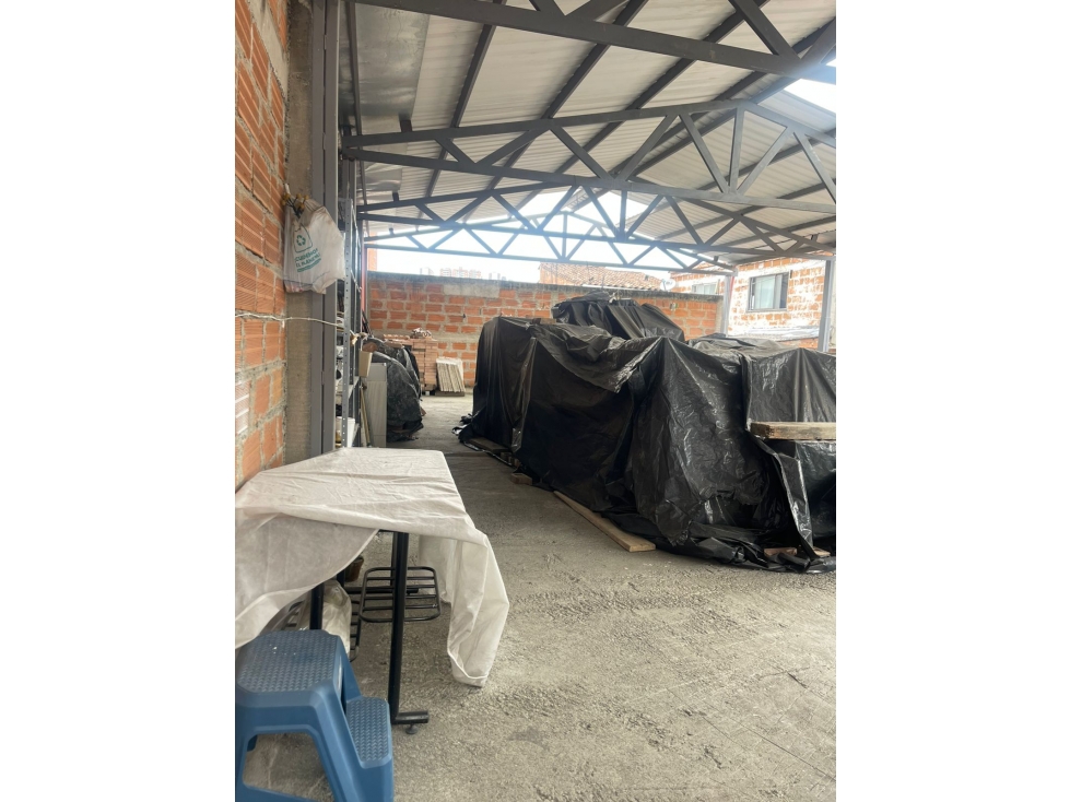 Arriendo Local Comercial Sector Los Colores — foto 3