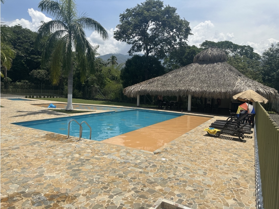 Arriendo por meses casa Campestre amoblada Sopetran - 2