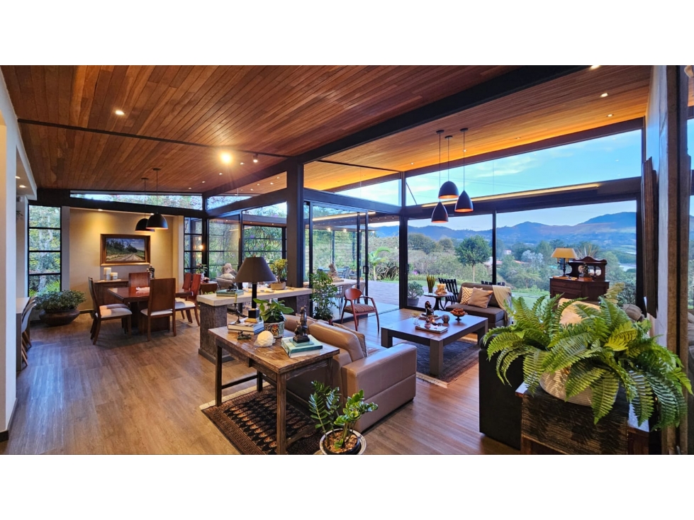 Casa Campestre en venta en La Ceja