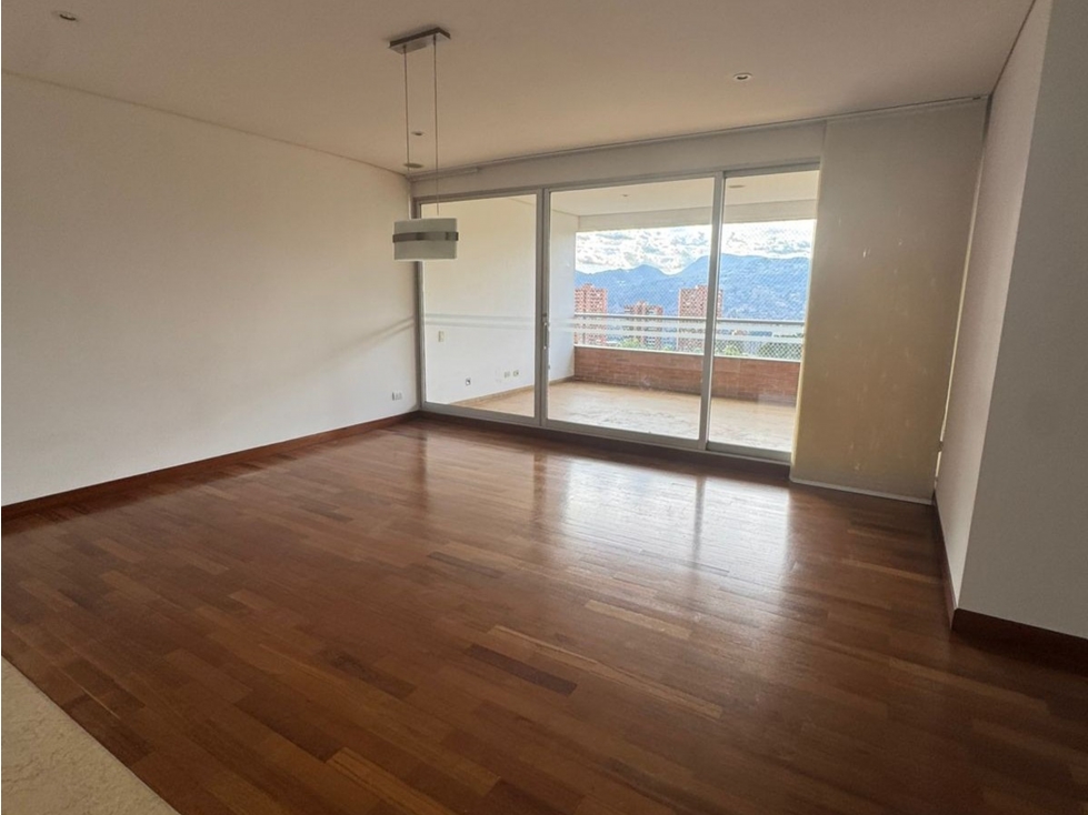 Apartamento en Venta o Arriendo en el Poblado, Loma del Tesoro