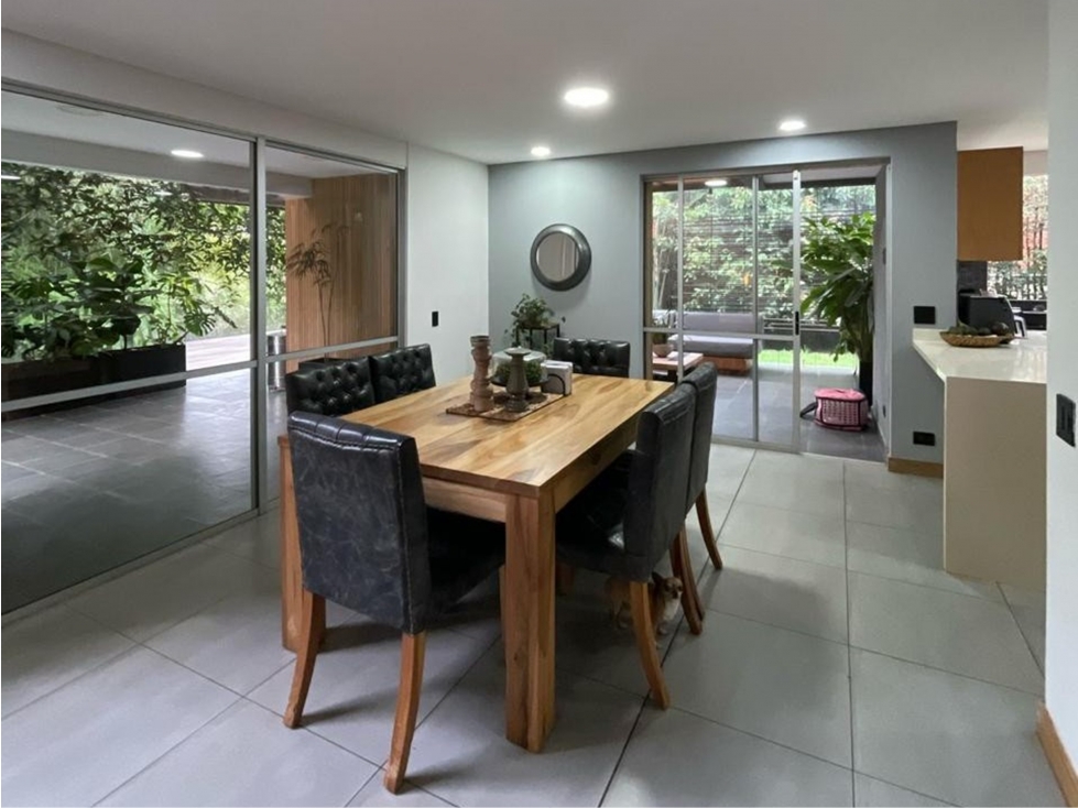 Casa en venta en Envigado, parte baja de la Loma del Escobero — foto 3