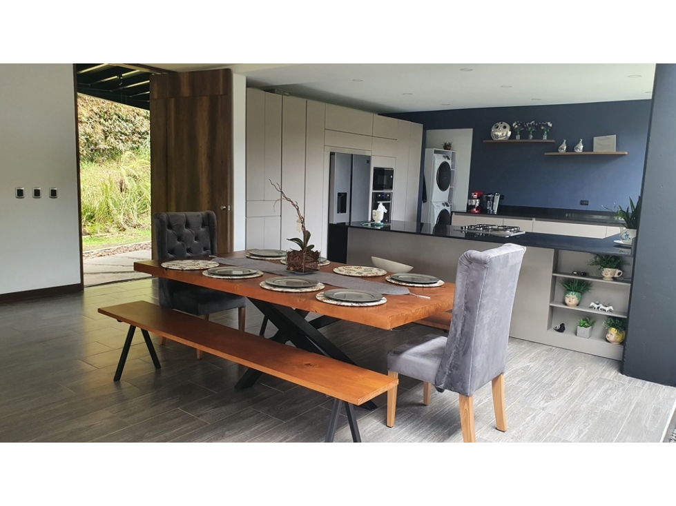 Casa Campestre en venta en Envigado, Loma del Escobero — foto 4