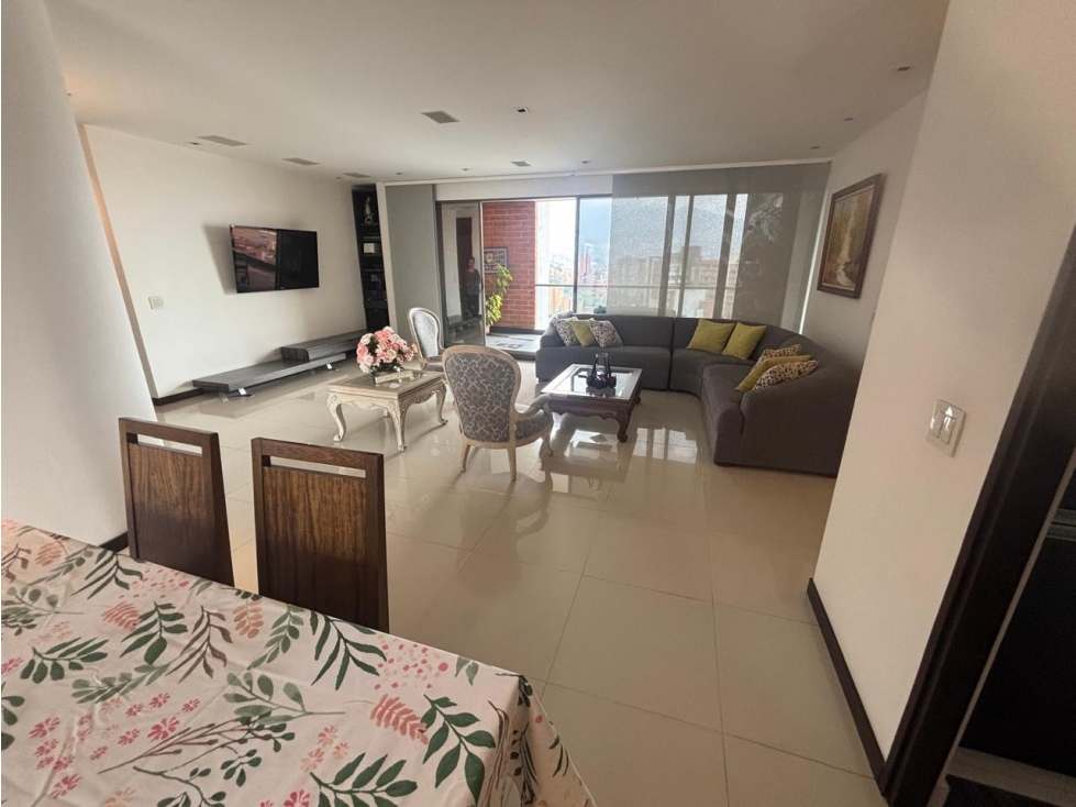 Apartamento en venta en el Poblado, Santa María De Los Ángeles. — foto 4