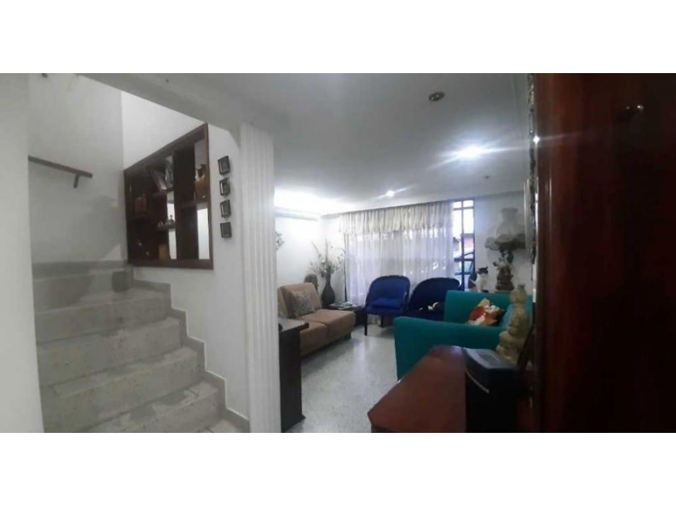 VENTA DE CASA UNIFAMILIAR EN BELÉN SECTOR LA NUBIA — foto 3