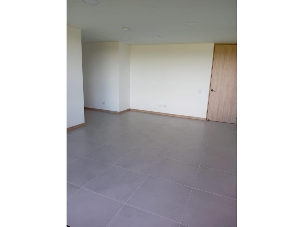 Venta de apartamento en Rionegro 86 mts, San Antonio — foto 4