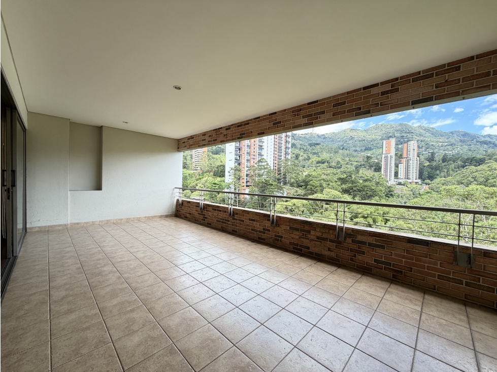 VENTA APARTAMENTO TRANSVERSAL SUPERIOR CON LOS GONZALEZ | MEDELLIN — foto 3