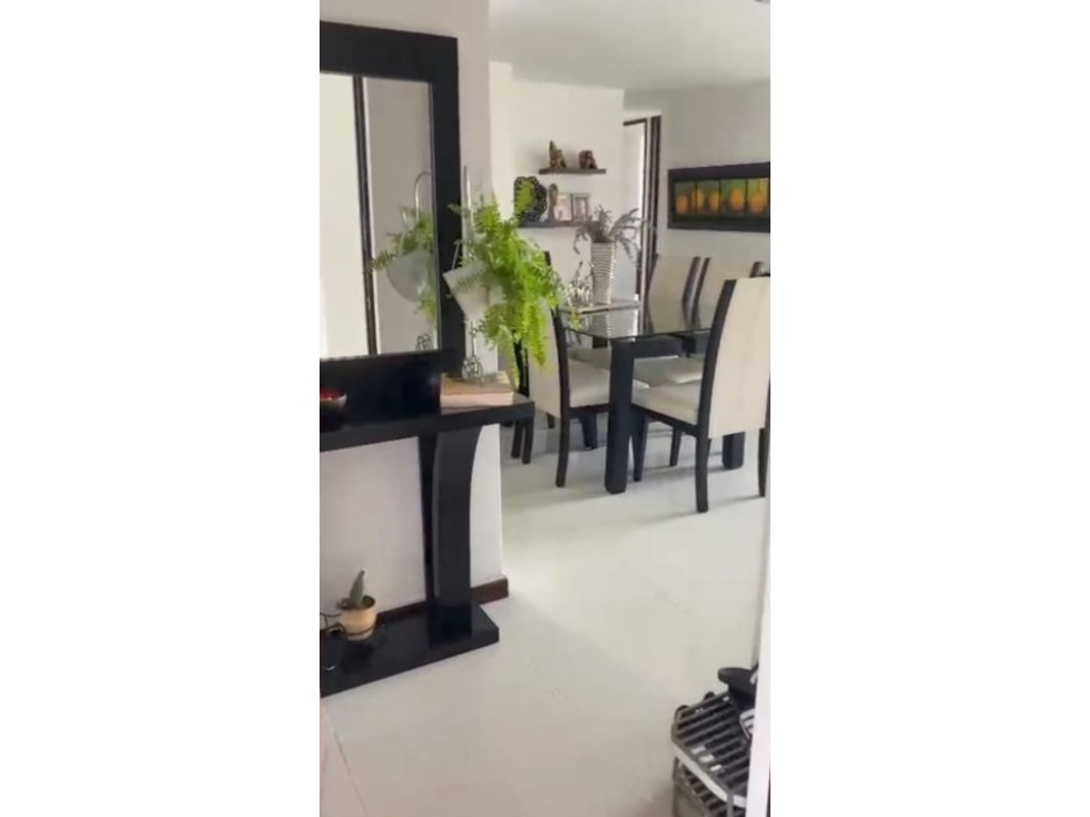VENTA DE APARTAMENTO EN EL POBLADO SECTOR CASTROPOL — foto 2