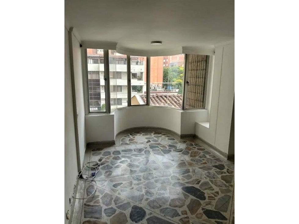 APARTAMENTO DE 103m2 EN VENTA EN LAURELES - MEDELLIN