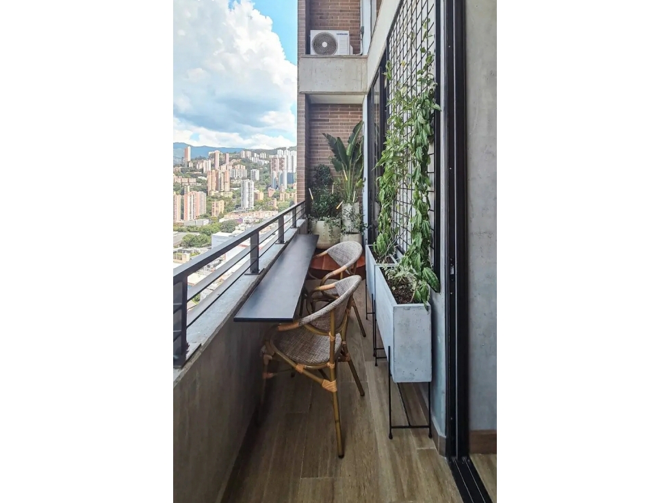 APARTAMENTO DUPLEX DE 82m2 EN VENTA EN EL POBLADO - MEDELLIN